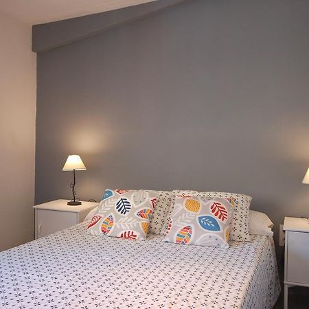 Lets Holidays Cozy Apartment 70 M. From The Beach In Tossa 또사데마르 외부 사진